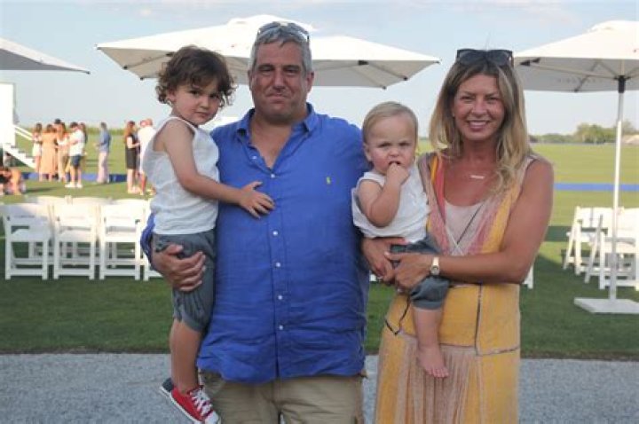 Larry Robbins biografía, edad, altura, esposo, net worth, familia