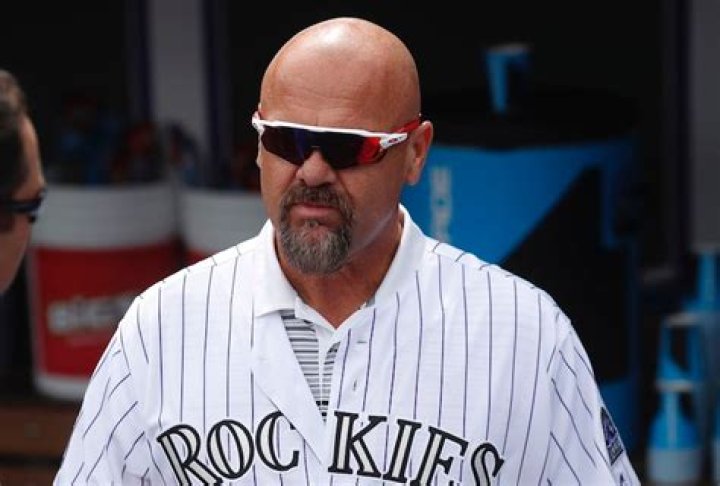 Larry Walker Biography, Age, Height, Wife, Net Worth, Family