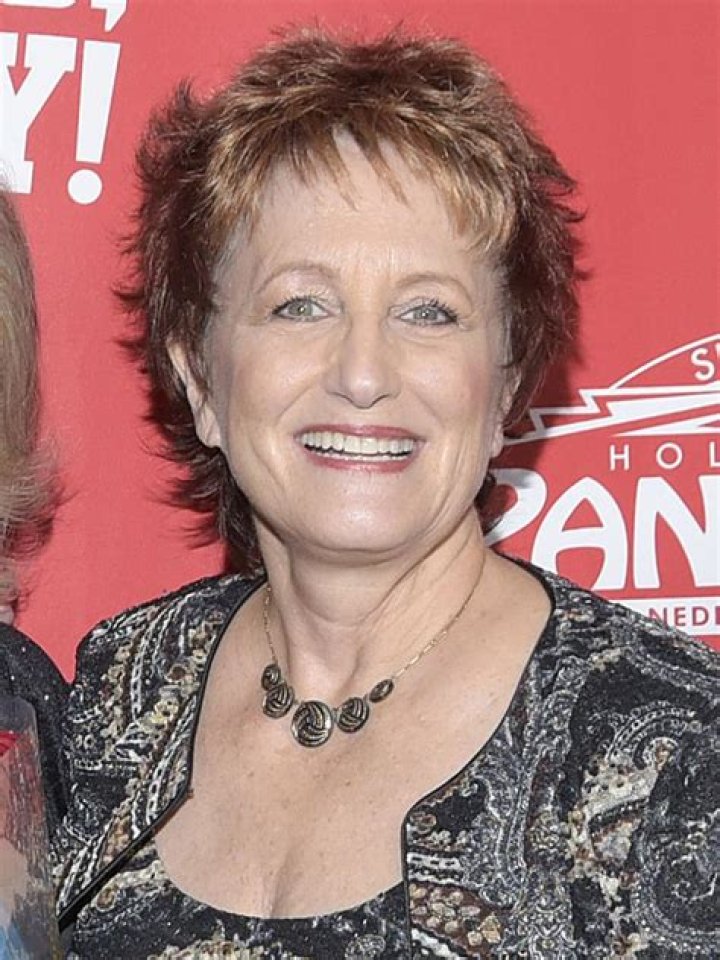 Laurie Walters Biography, Age, Height, Husband, Net Worth, Family