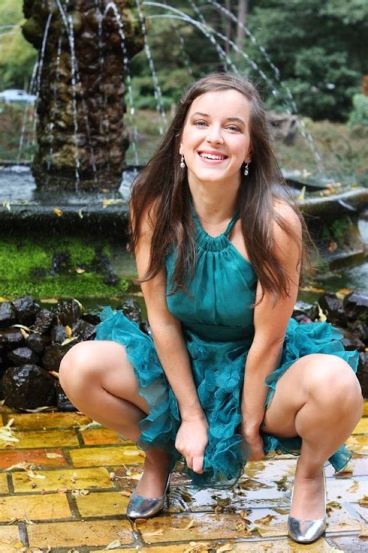 Laurien Van den Broeck Biography, Age, Height, Husband, Net Worth, Family