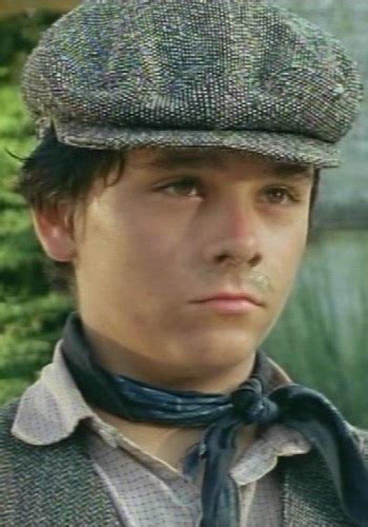 Lee Turnbull Biography, Age, Height, Wife, Net Worth, Family