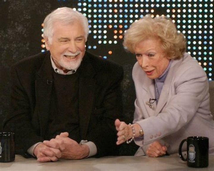 Leonard B. Stern Biography, Age, Height, Wife, Net Worth and Family