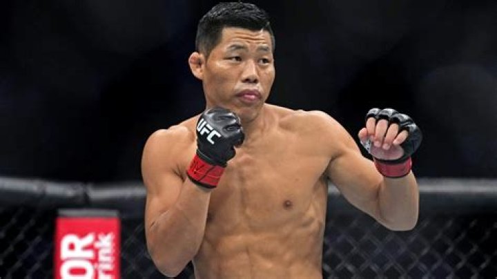 Li Jingliang Biography, Age, Height, Wife, Net Worth, Family