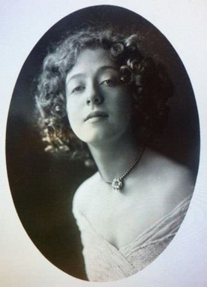 Liane Held Carrera Biography, Age, Height, Husband, Net Worth, Family