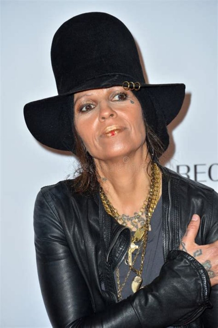 Linda Perry Biography, Age, Height, Husband, Net Worth, Family