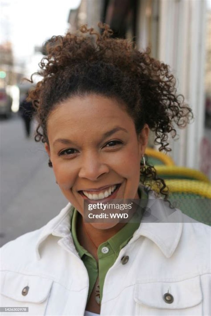 Linda Powell Biography, Age, Height, Husband, Net Worth, Family