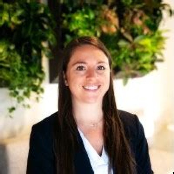 Lindsey Evenson Biography, Age, Height, Husband, Net Worth, Family