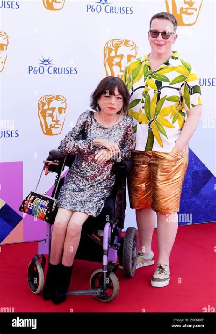 Liz Carr Biography, Age, Height, Husband, Net Worth, Family