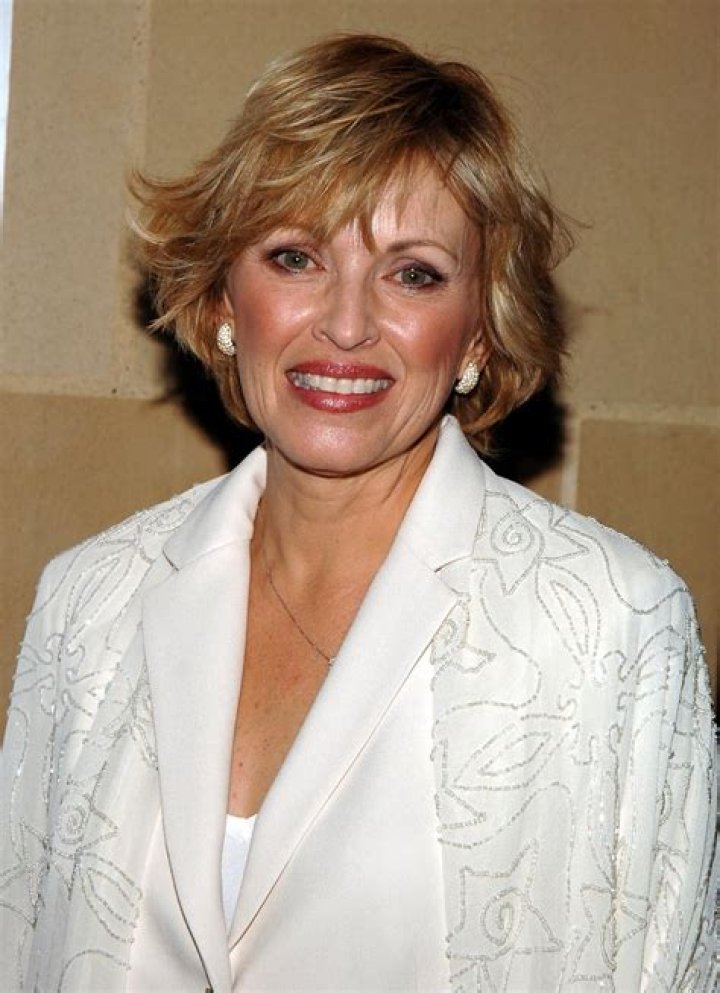 Lorna Patterson Biography, Age, Height, Husband, Net Worth, Family