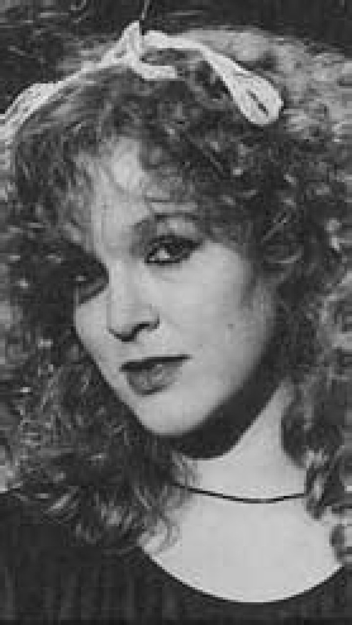 Lynda Stipe biografía, edad, altura, esposa, net worth, familia