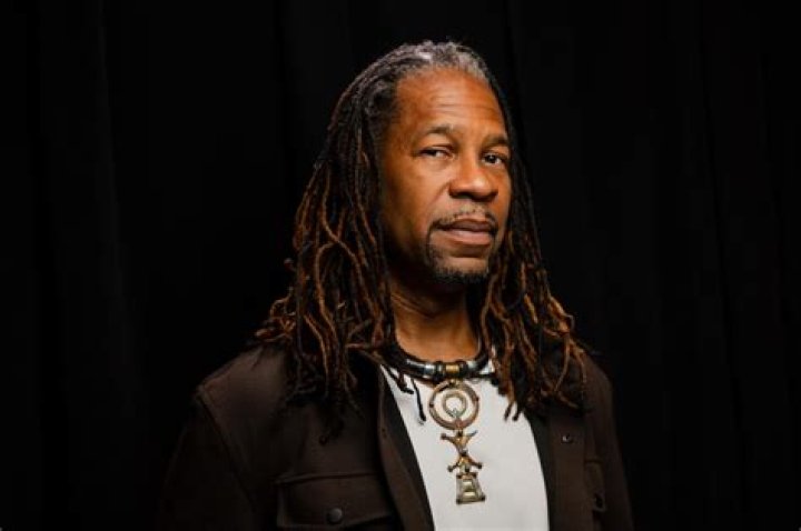 LZ Granderson Biography, Age, Height, Wife, Net Worth, Family