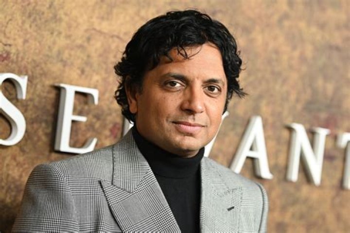 M. Night Shyamalan Biography, Age, Height, Wife, Net Worth, Family
