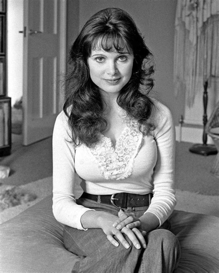 Madeline Smith Biography, Age, Height, Husband, Net Worth, Family