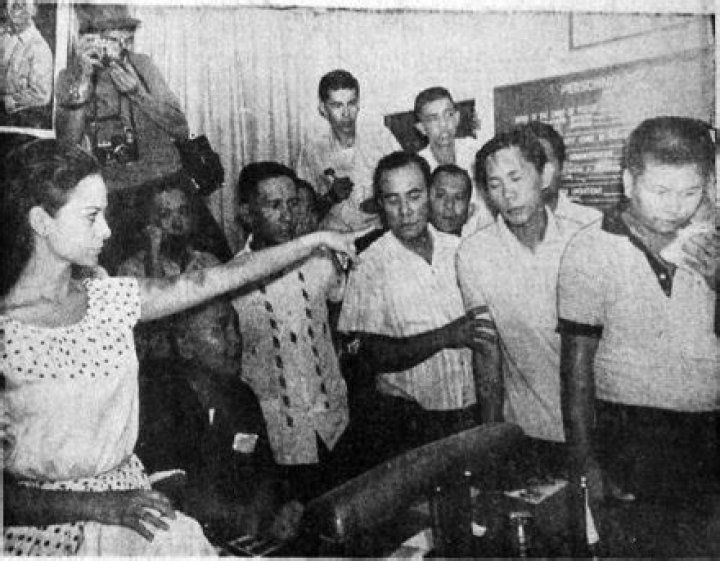 Maggie de la Riva Biography, Age, Height, Husband, Net Worth, Family