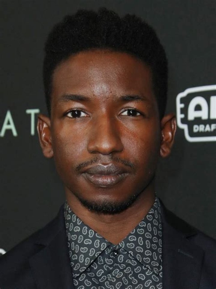Mamoudou Athie Biography, Age, Height, Wife, Net Worth, Family