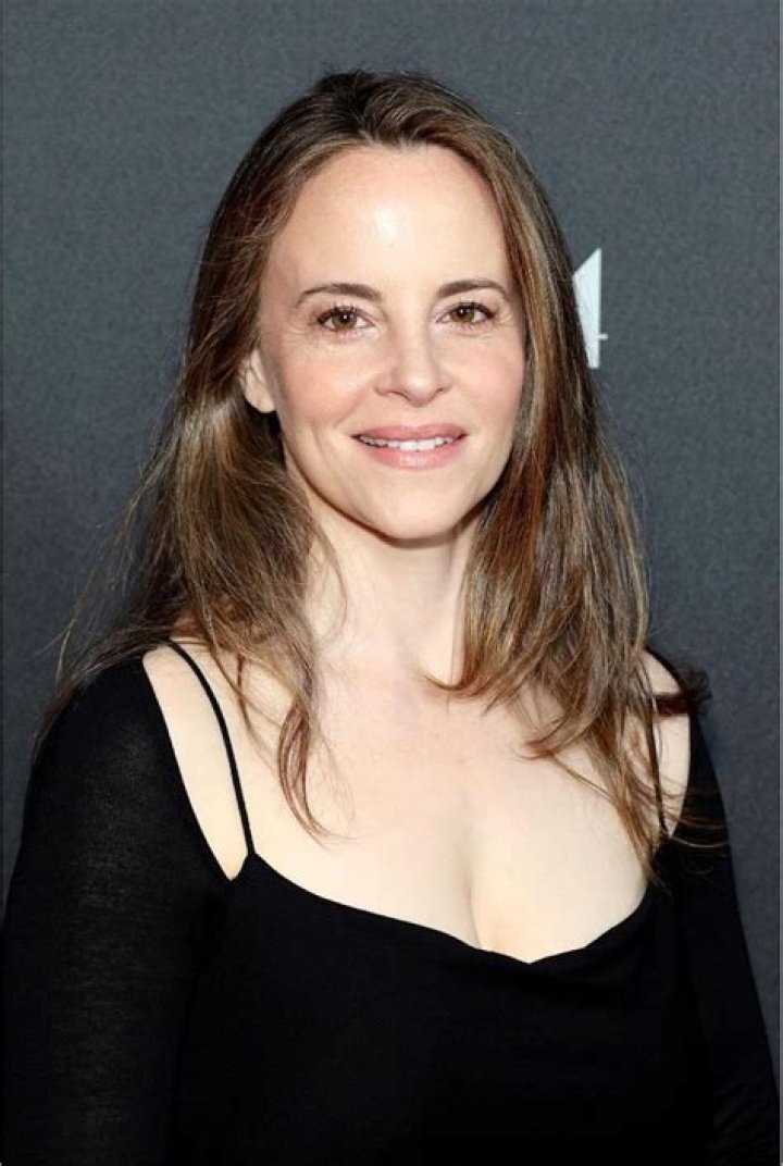 Maria Dizzia Biography, Age, Height, Husband, Net Worth, Family