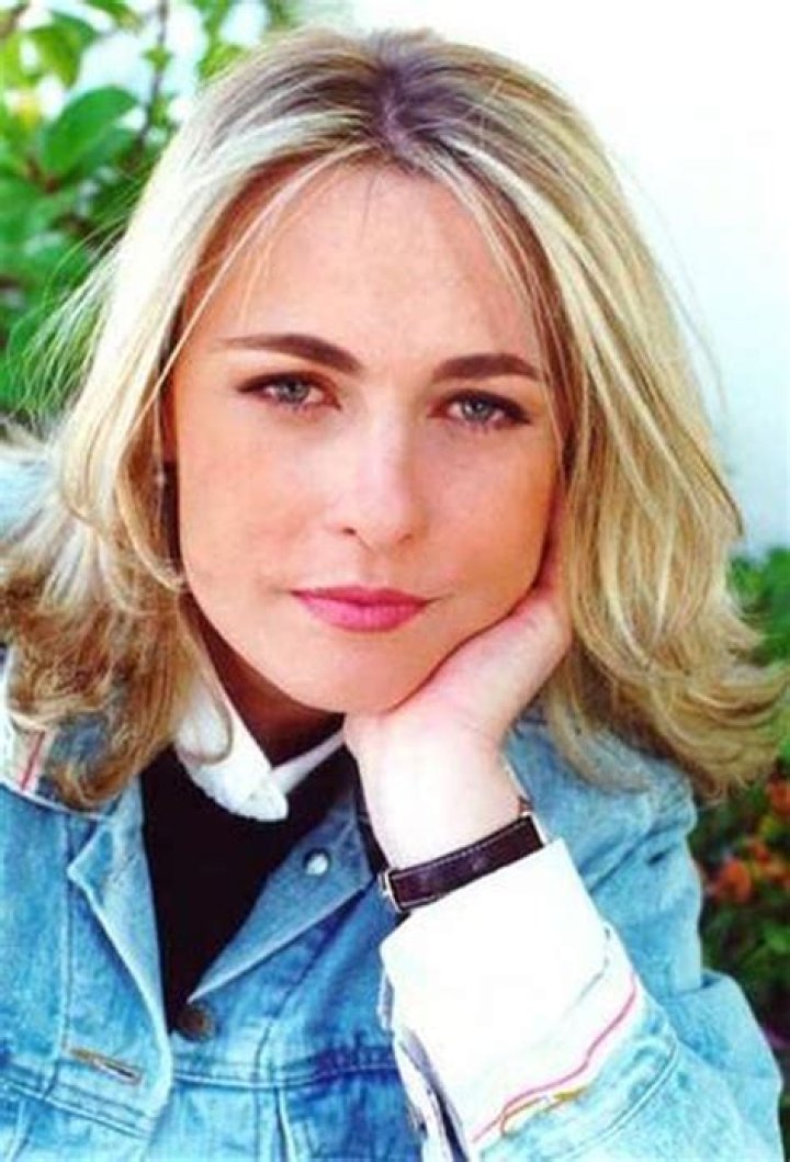 Maricarmen Regueiro Biography, Age, Height, Husband, Net Worth, Family