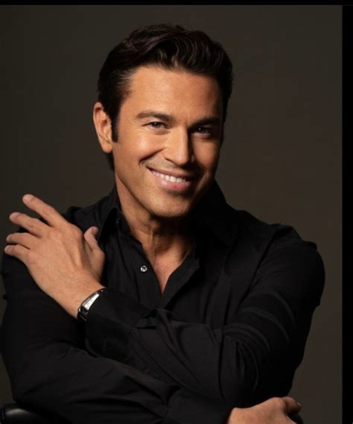 Mario Frangoulis Biography, Age, Height, Wife, Net Worth, Family
