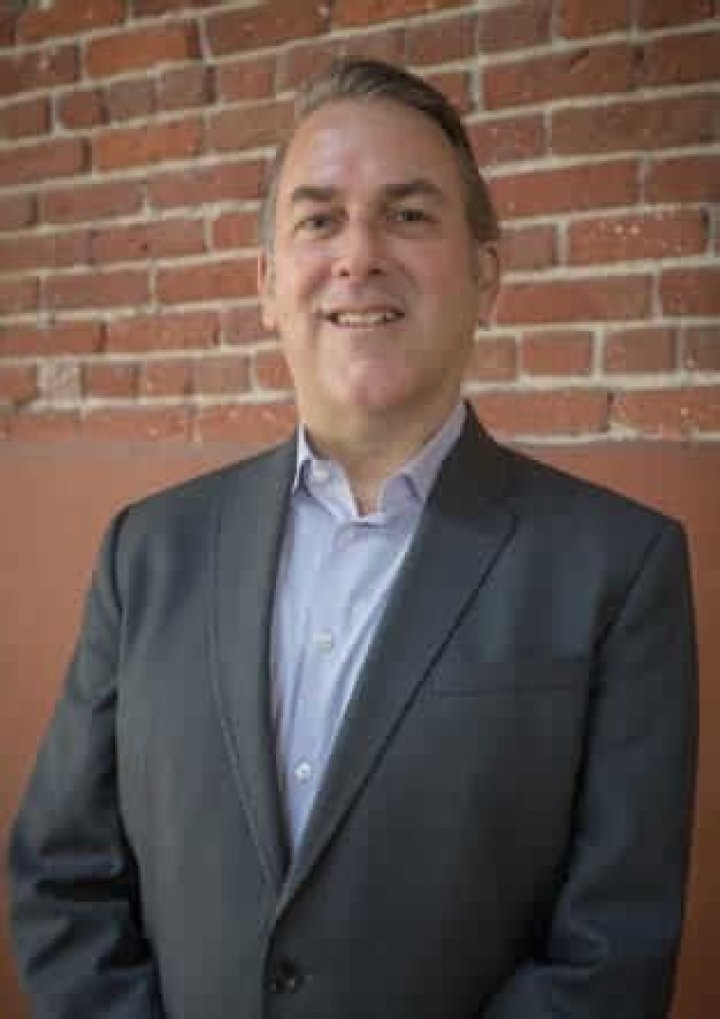 Mark Faucette Biography, Age, Height, Wife, Net Worth, Family