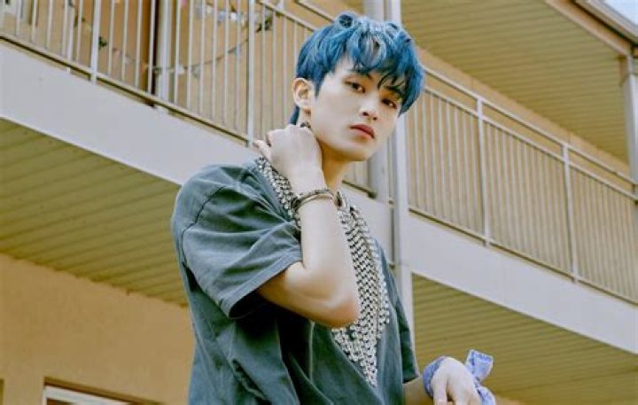 Mark Lee Biography, Age, Height, Wife, Net Worth, Family