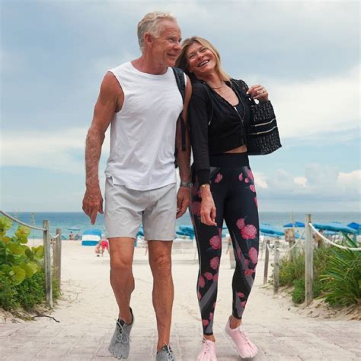 Mark Sisson Biography, Age, Height, Wife, Net Worth, Family