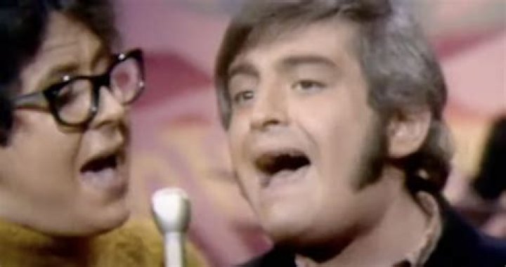 Mark Volman Biography, Age, Height, Husband, Net Worth, Family