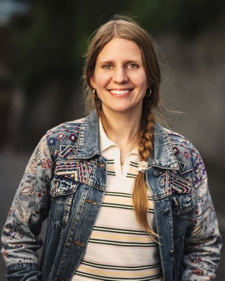 Markéta Irglová Biography, Age, Height, Husband, Net Worth, Family