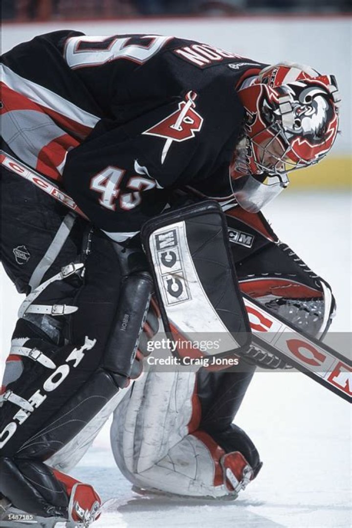 Martin Biron Biography, Age, Height, Wife, Net Worth, Family