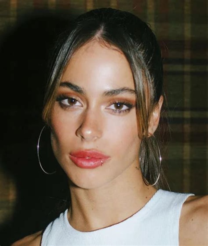 Martina Stoessel Biography, Age, Height, Husband, Net Worth, Family