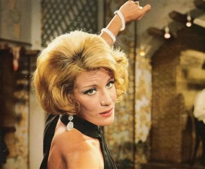 Mary Chronopoulou Biography, Age, Height, Wife, Net Worth and Family