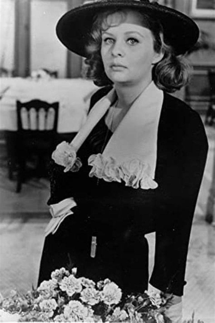 Mary-Robin Redd Biography, Age, Height, Husband, Net Worth, Family