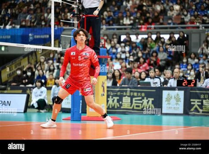 Masaki Oya Biography, Age, Height, Wife, Net Worth, Family