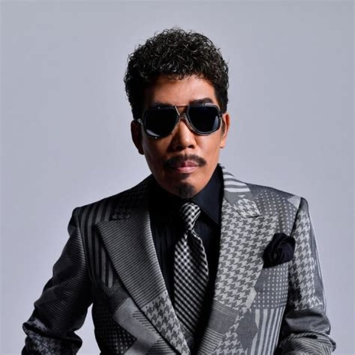 Masayuki Suzuki Biography, Age, Height, Wife, Net Worth, Family