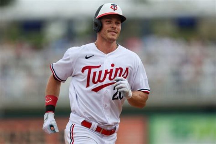 Max Kepler Biography, Age, Height, Wife, Net Worth, Family