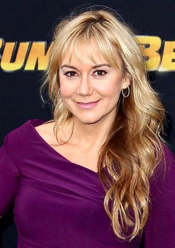 Megyn Price Biography, Age, Height, Husband, Net Worth, Family