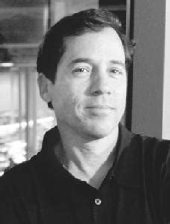 Michael E. Marks Biography, Age, Height, Wife, Net Worth, Family