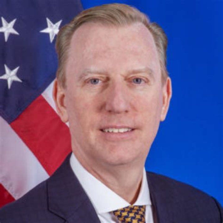 Michael J. Fitzpatrick Biography, Age, Height, Wife, Net Worth, Family