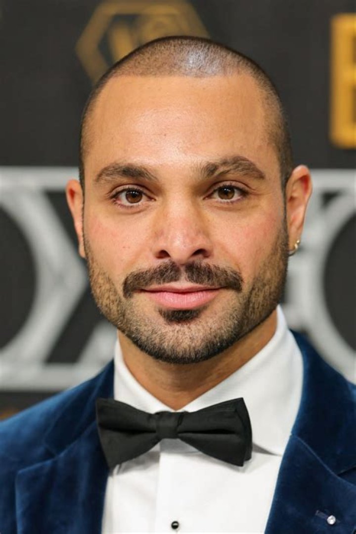 Michael Mando Biography, Age, Height, Wife, Net Worth, Family