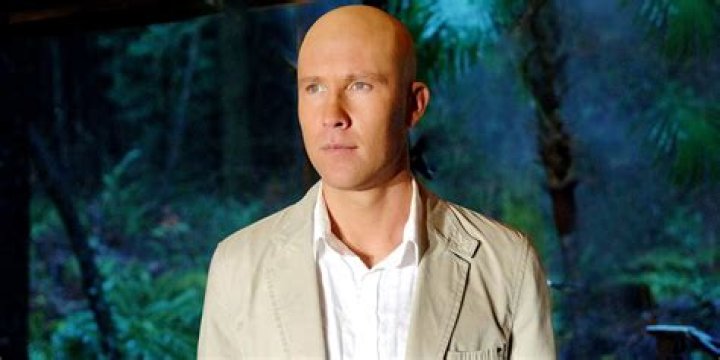 Michael Rosenbaum Biography, Age, Height, Wife, Net Worth, Family