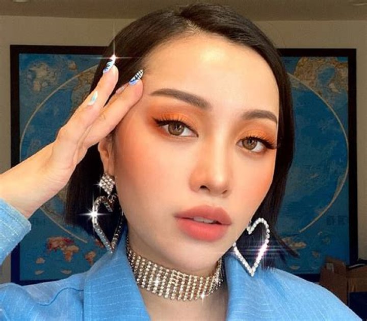 Michelle Phan Biography, Age, Height, Husband, Net Worth, Family