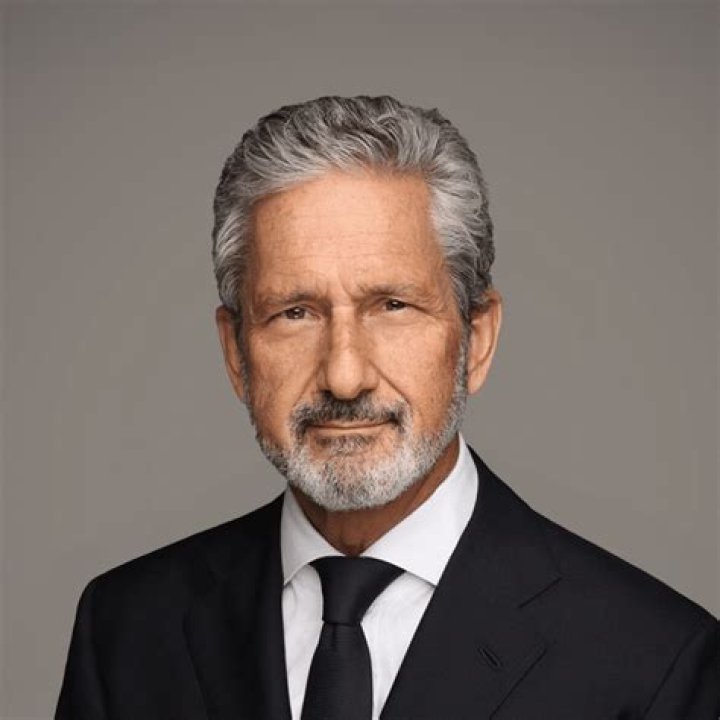 Mike Fries Biography, Age, Height, Wife, Net Worth, Family