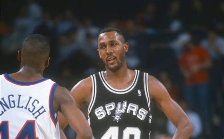 Mike Martin Biography, Age, Height, Wife, Net Worth, Family