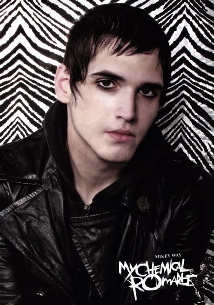 Mikey Way biografía, edad, altura, esposo, net worth, familia