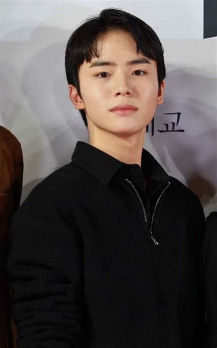 Moon Woo-Jin biografía, edad, altura, esposo, net worth, familia