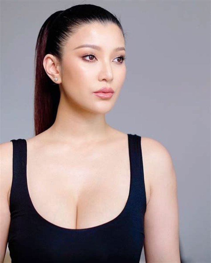 Morakot Sangtaweep Biography, Age, Height, Husband, Net Worth, Family