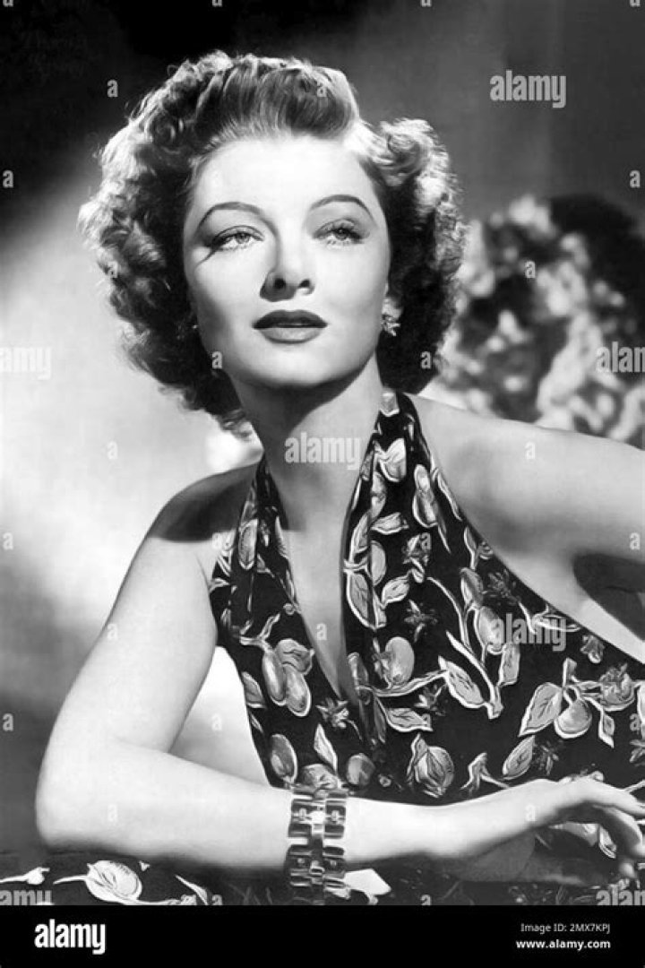 Myrna Loy biografía, edad, altura, esposa, net worth, familia