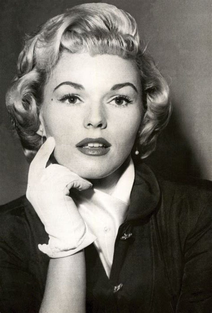 Nancy Valentine Biography, Age, Height, Husband, Net Worth, Family