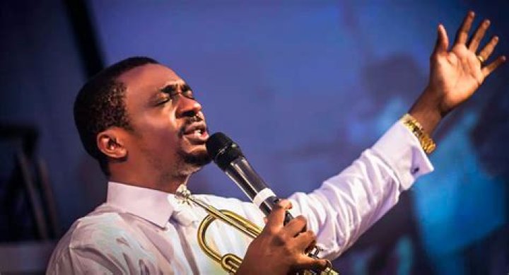 Nathaniel Bassey Biography, Age, Height, Wife, Net Worth, Family