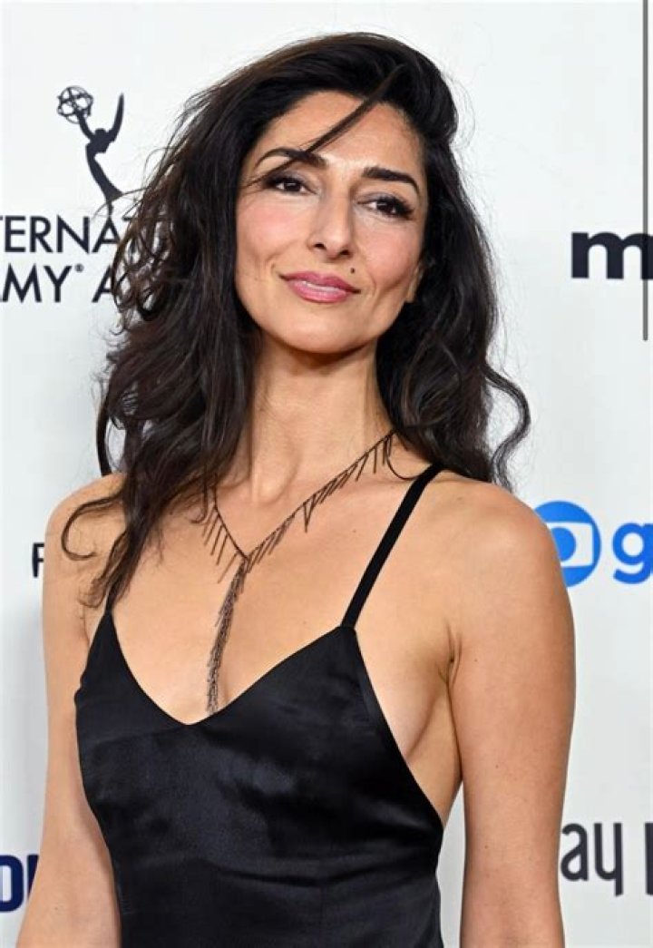 Necar Zadegan Biography, Age, Height, Husband, Net Worth, Family