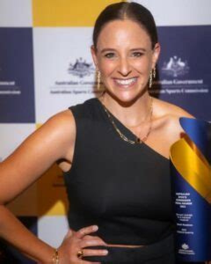 Neroli Meadows Biography, Age, Height, Husband, Net Worth, Family